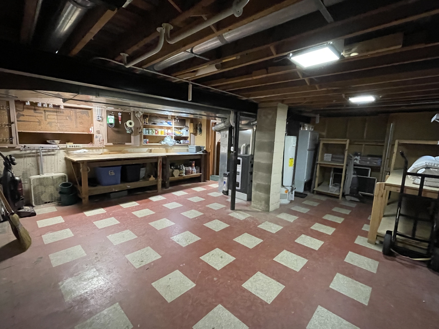 8506 S 85TH Court, Hickory Hills, IL 60457