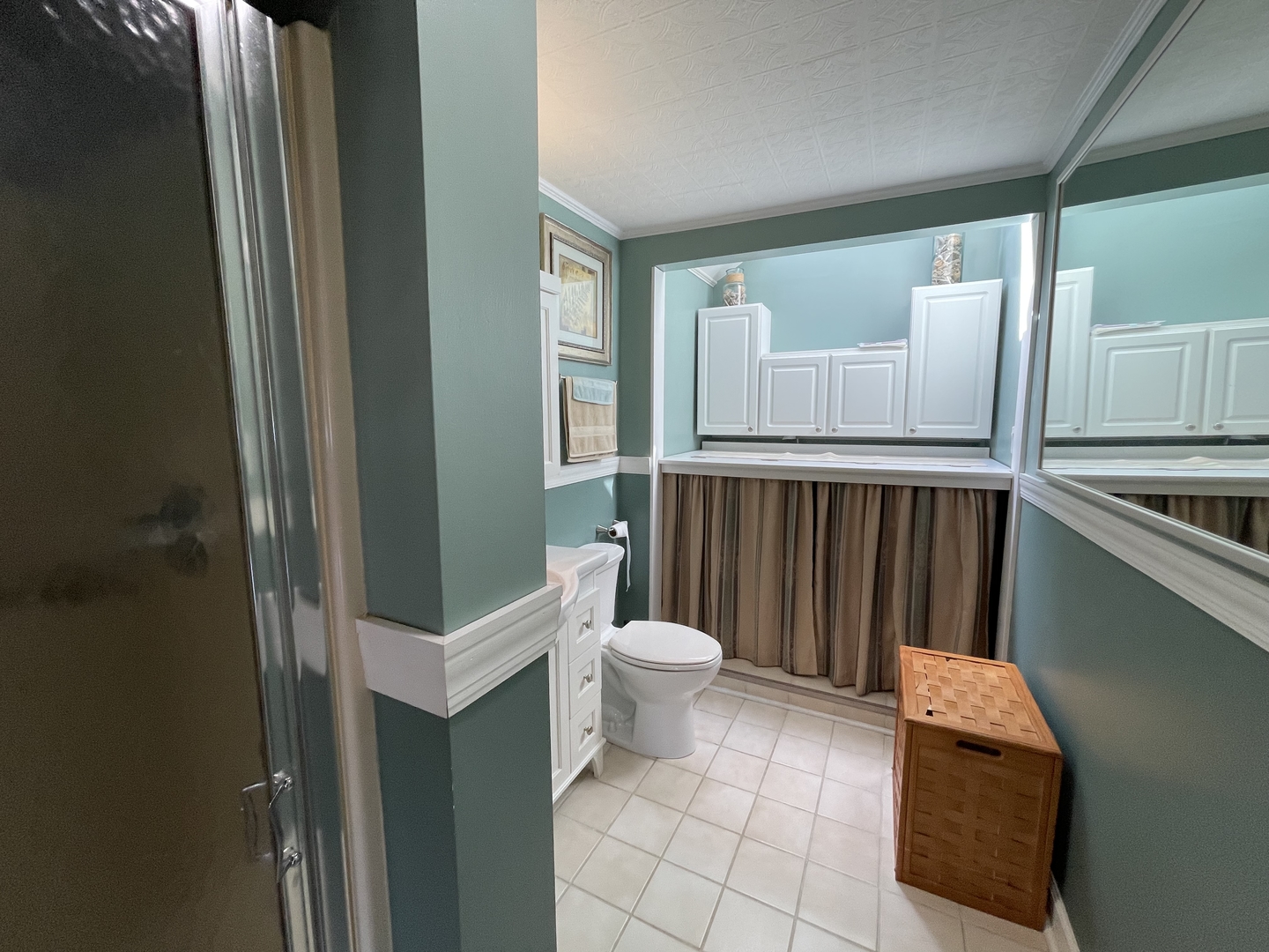 8506 S 85TH Court, Hickory Hills, IL 60457