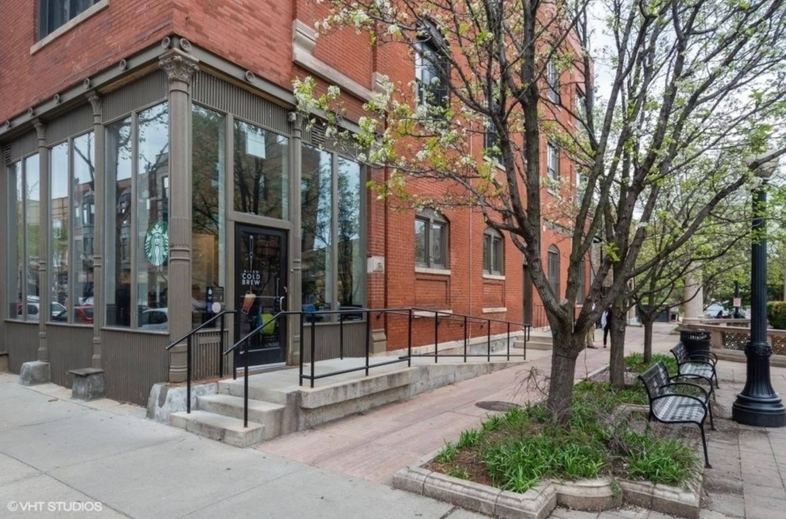 1422 W TAYLOR Street #2, Chicago, IL 60607