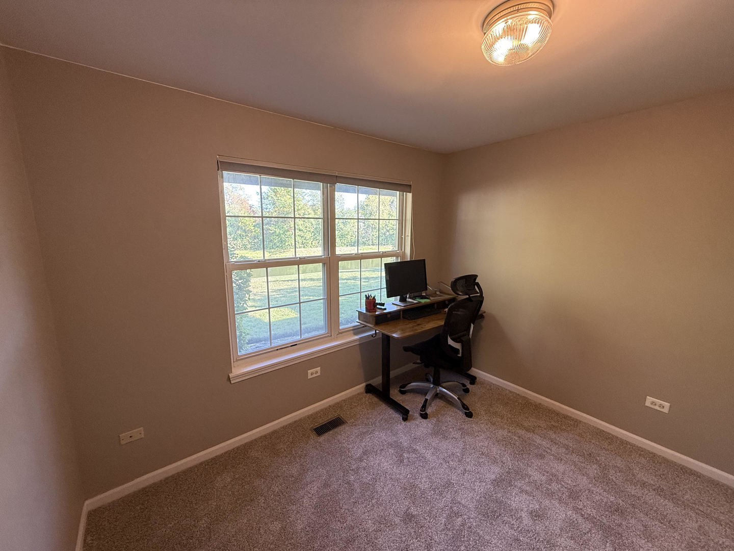 6720 E Monticello Court #14-A1, Gurnee, IL 60031