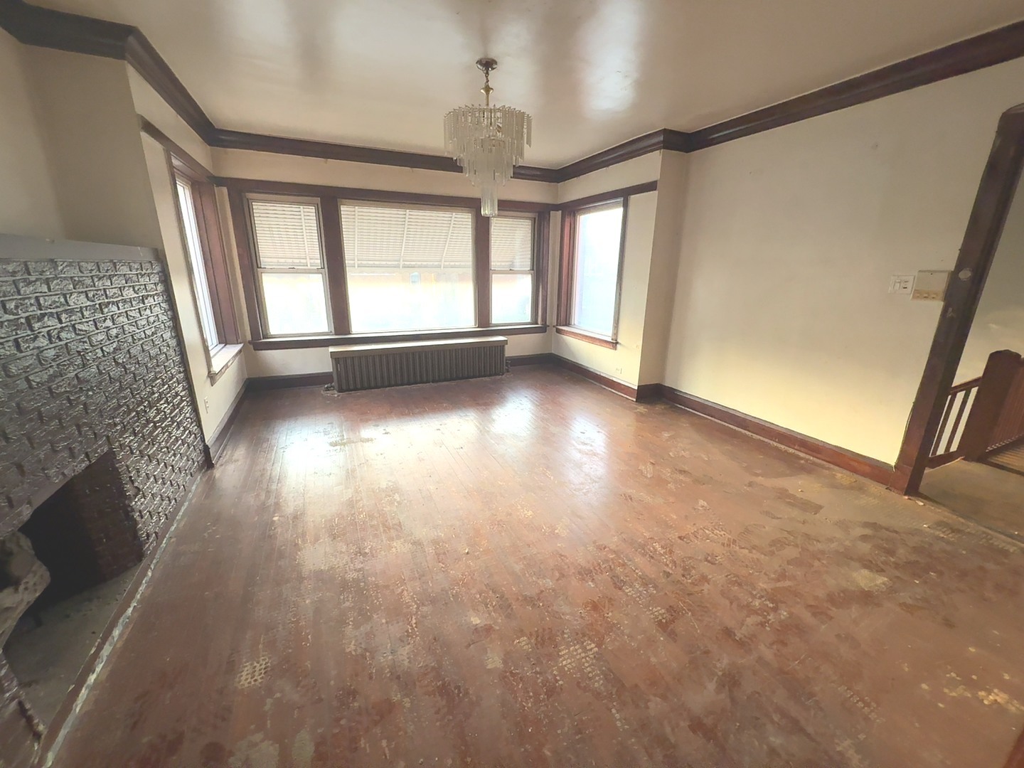 1411 N Latrobe Avenue, Chicago, IL 60651