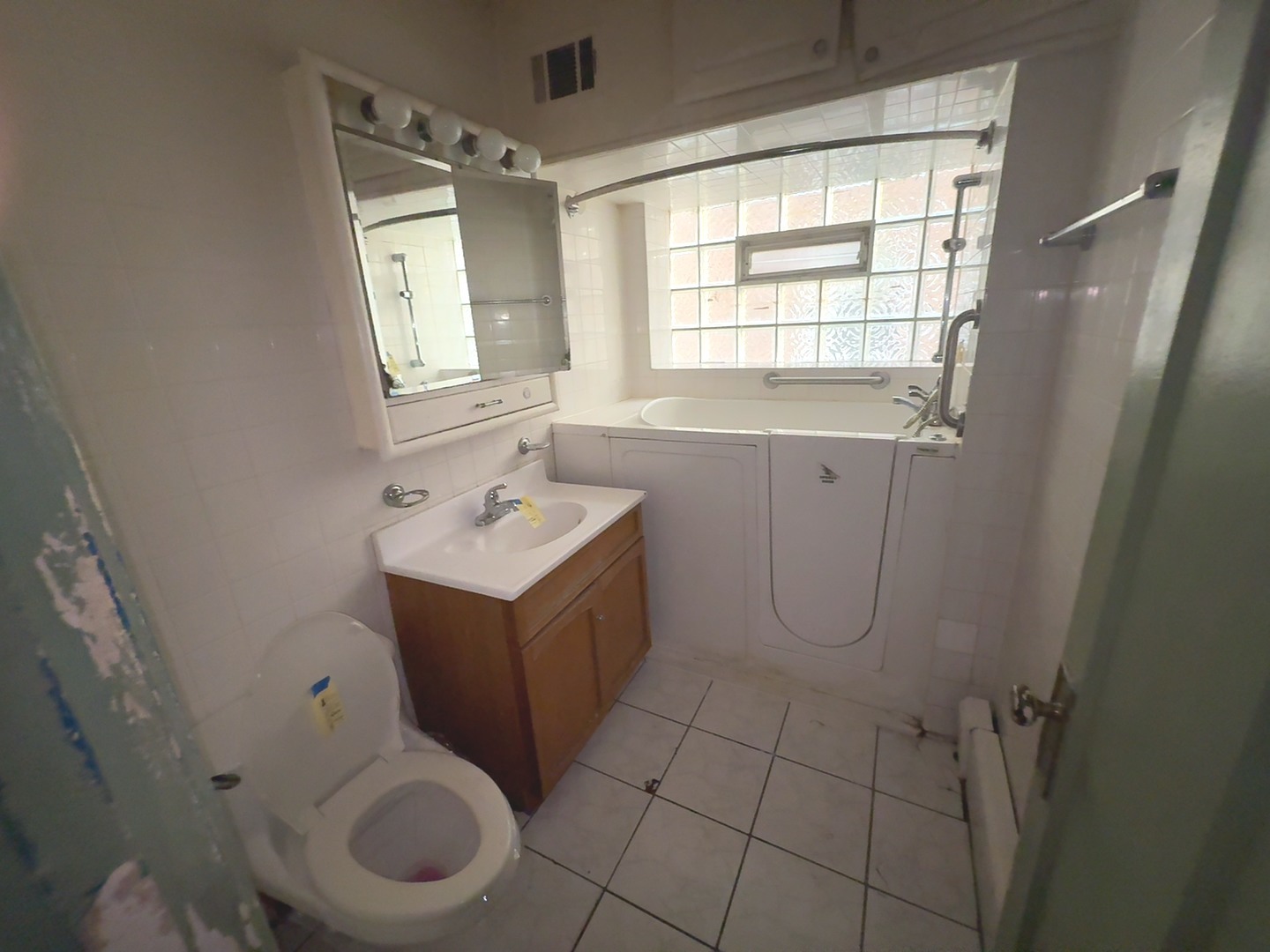 1411 N Latrobe Avenue, Chicago, IL 60651