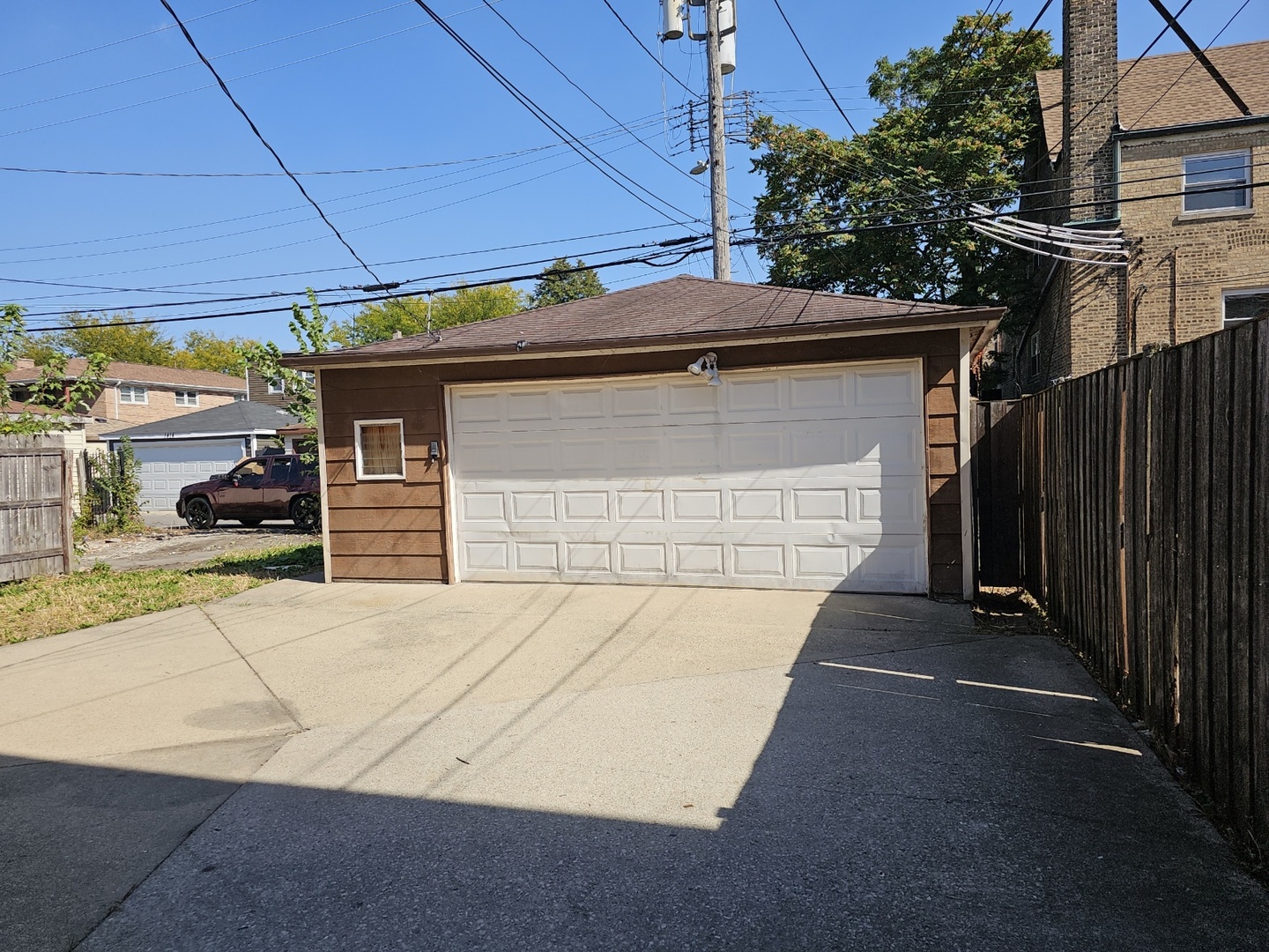 1411 N Latrobe Avenue, Chicago, IL 60651