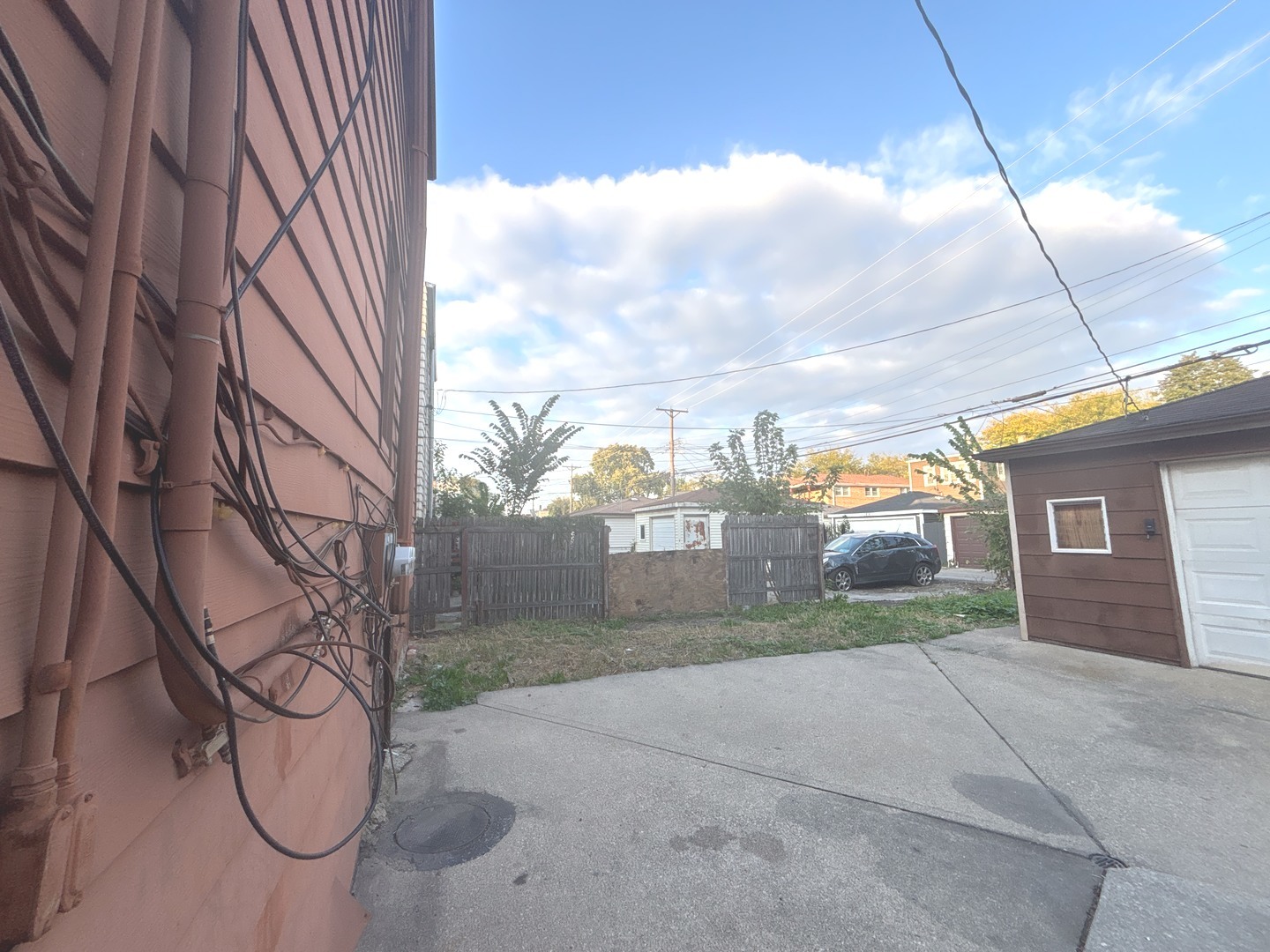 1411 N Latrobe Avenue, Chicago, IL 60651