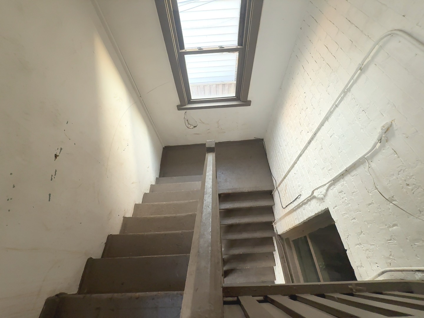 1411 N Latrobe Avenue, Chicago, IL 60651