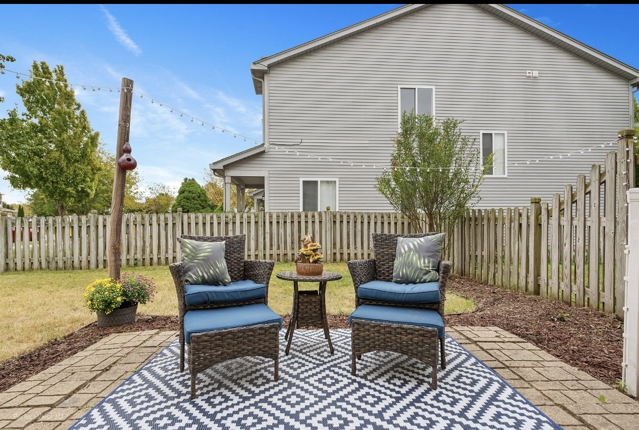 351 Richmond Drive, Romeoville, IL 60446