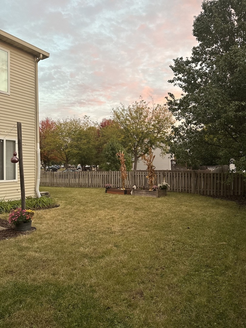 351 Richmond Drive, Romeoville, IL 60446