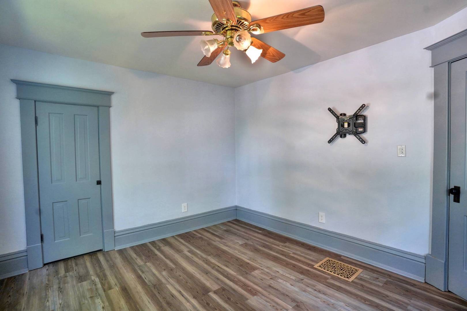 1204 W Reynolds Street, Pontiac, IL 61764