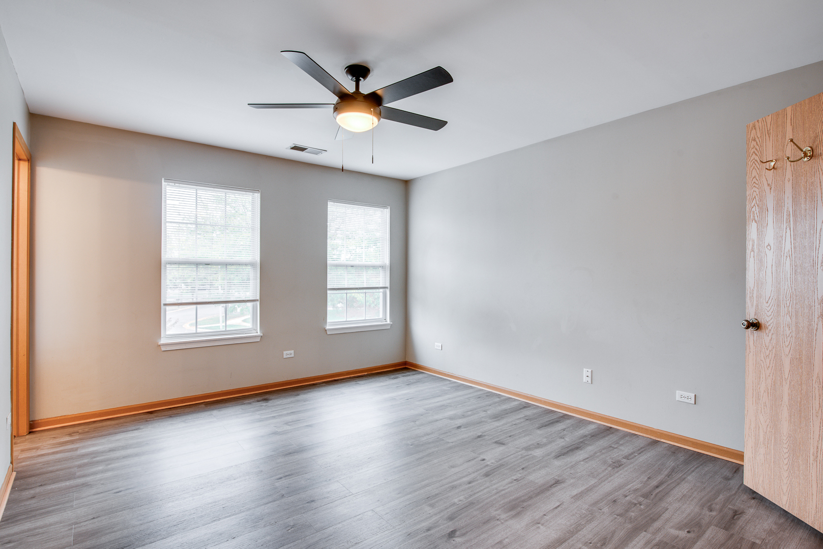 2873 CARLSBAD Circle, Aurora, IL 60503