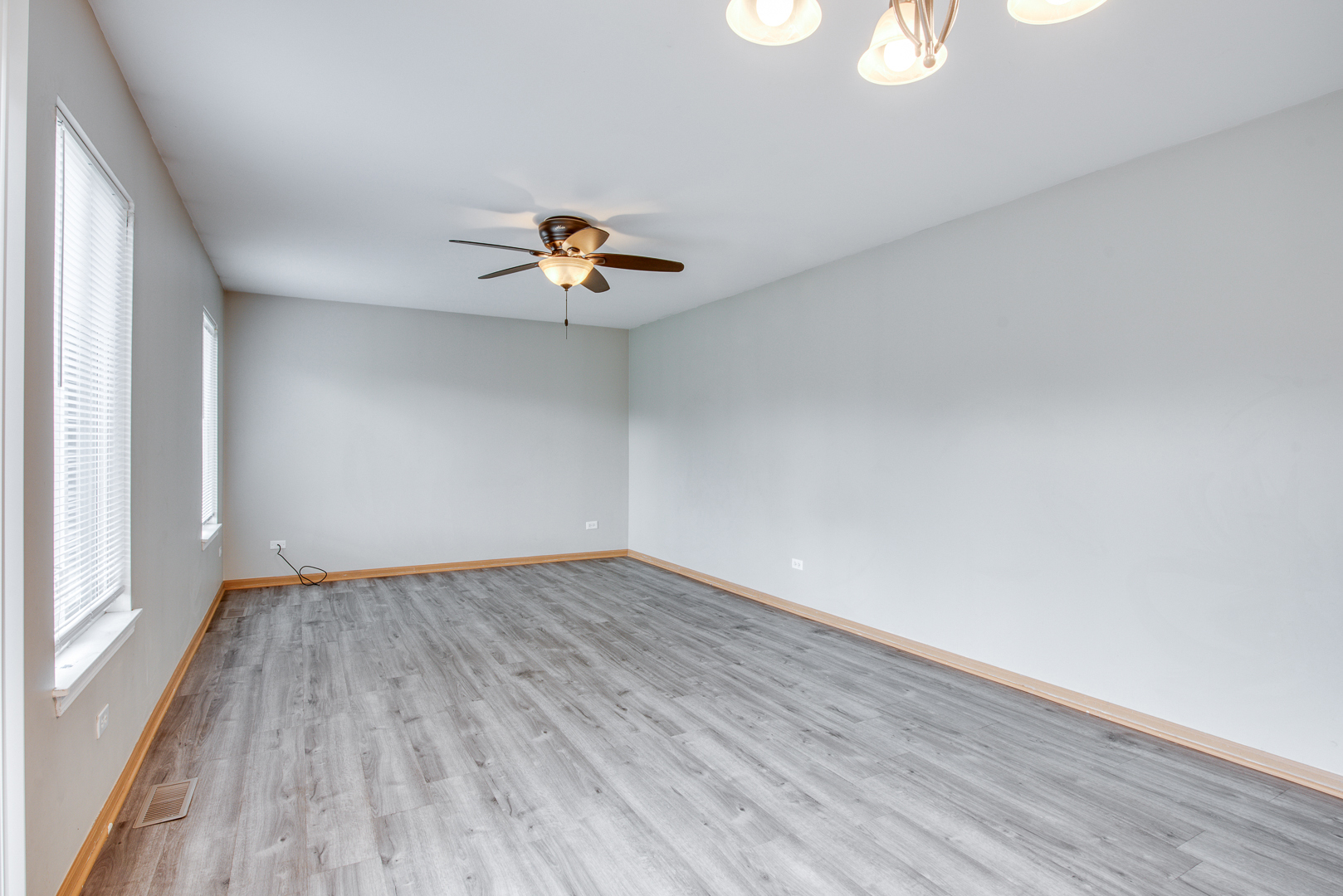 2873 CARLSBAD Circle, Aurora, IL 60503