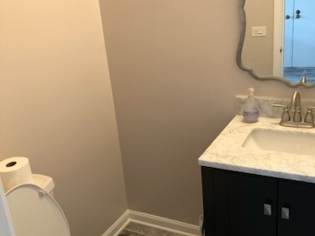 612 Newbury Lane, Schaumburg, IL 60173