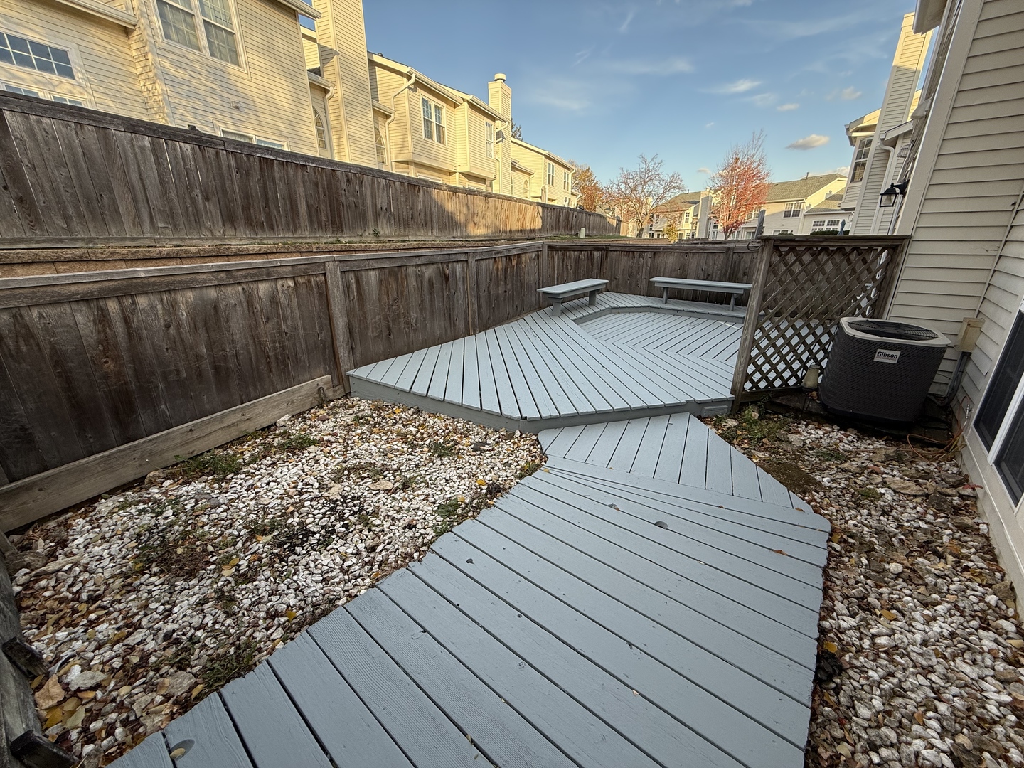 612 Newbury Lane, Schaumburg, IL 60173