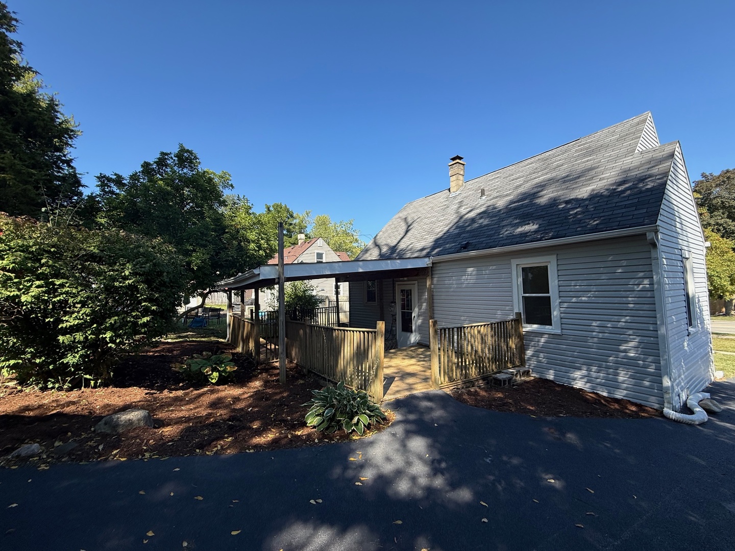 1724 Lotus Drive, Round Lake Heights, IL 60073