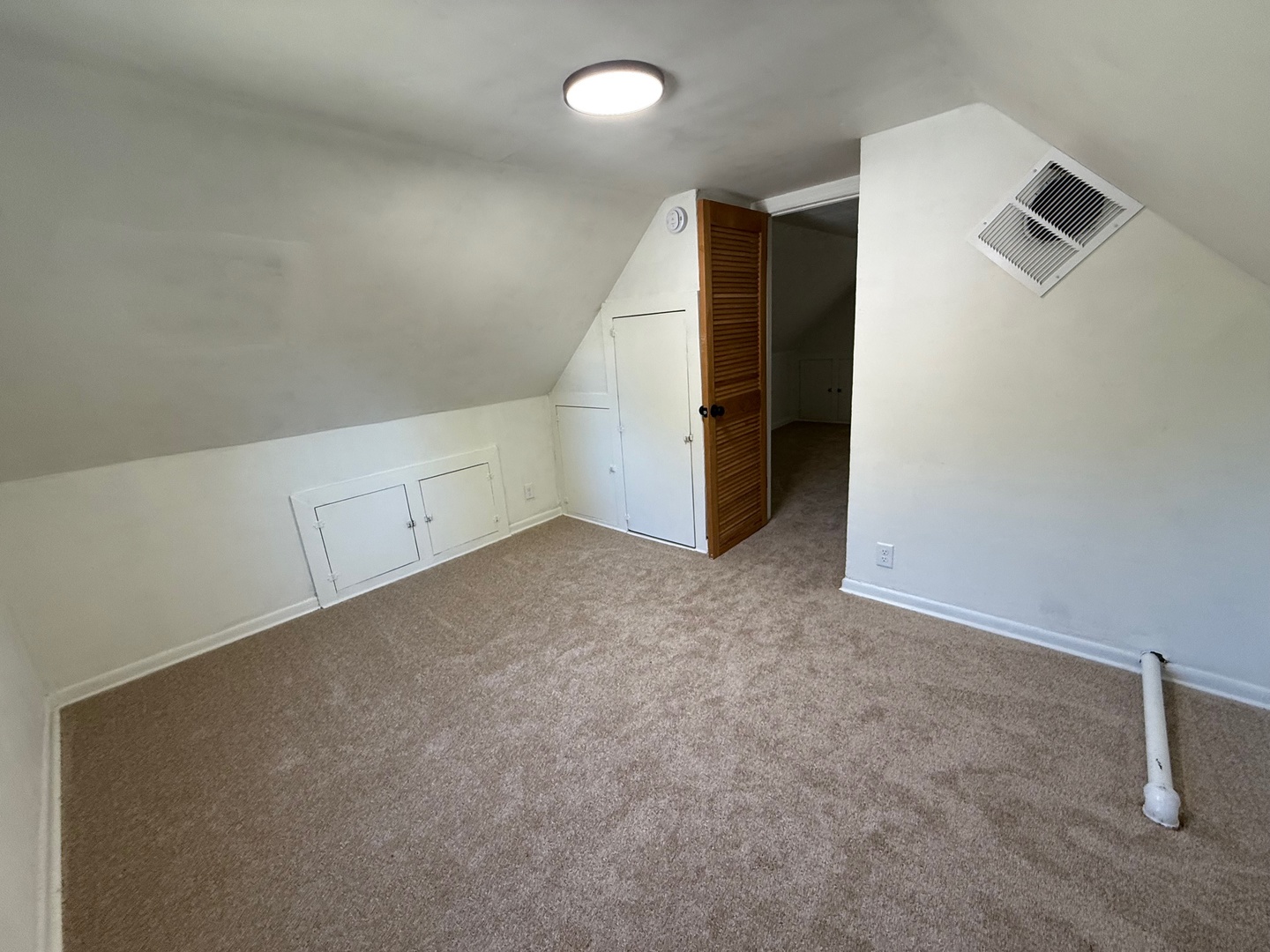 1724 Lotus Drive, Round Lake Heights, IL 60073