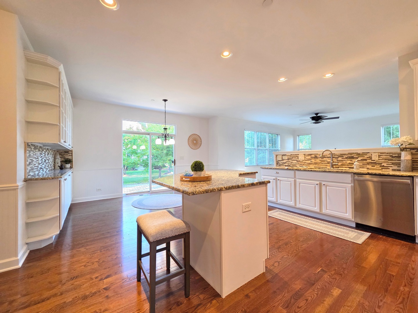 10174 Hopkins Street, Huntley, IL 60142