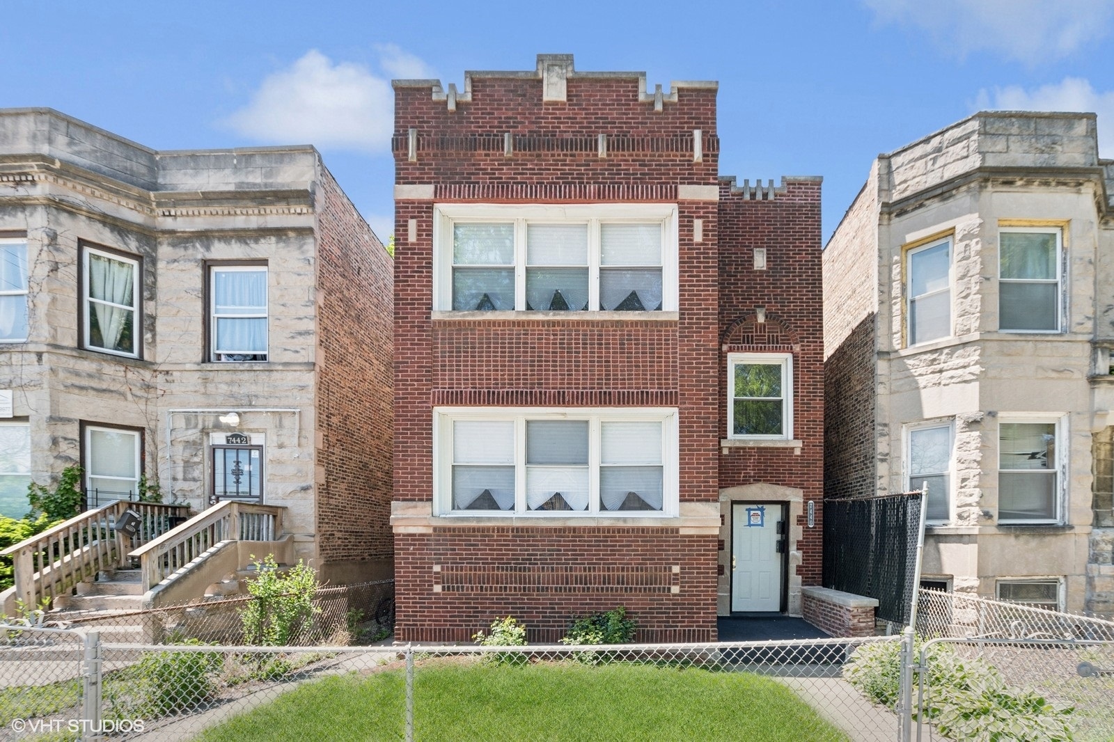 7440 S Ingleside Avenue, Chicago, IL 60619