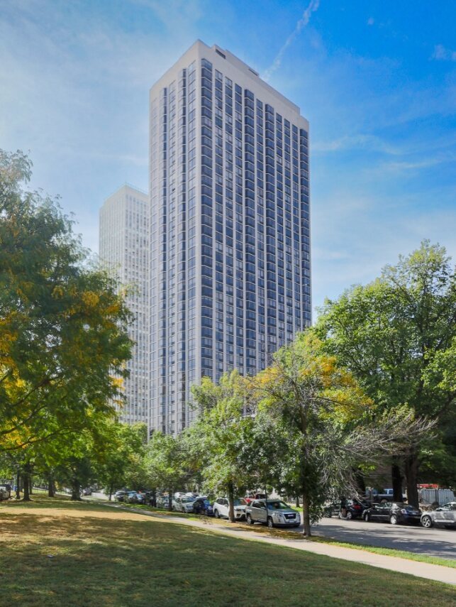 2650 N Lakeview Avenue #3101, Chicago, IL 60614
