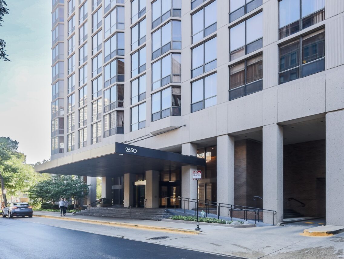 2650 N Lakeview Avenue #3101, Chicago, IL 60614