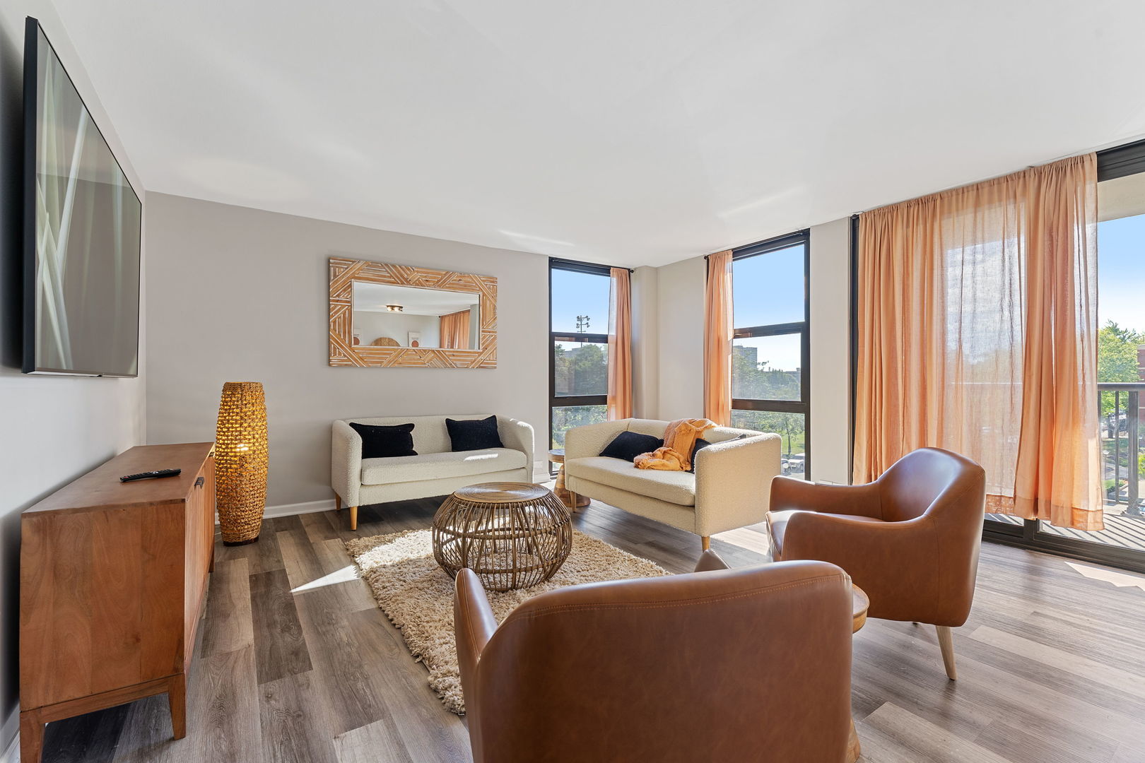 2941 S Michigan Avenue #407, Chicago, IL 60616