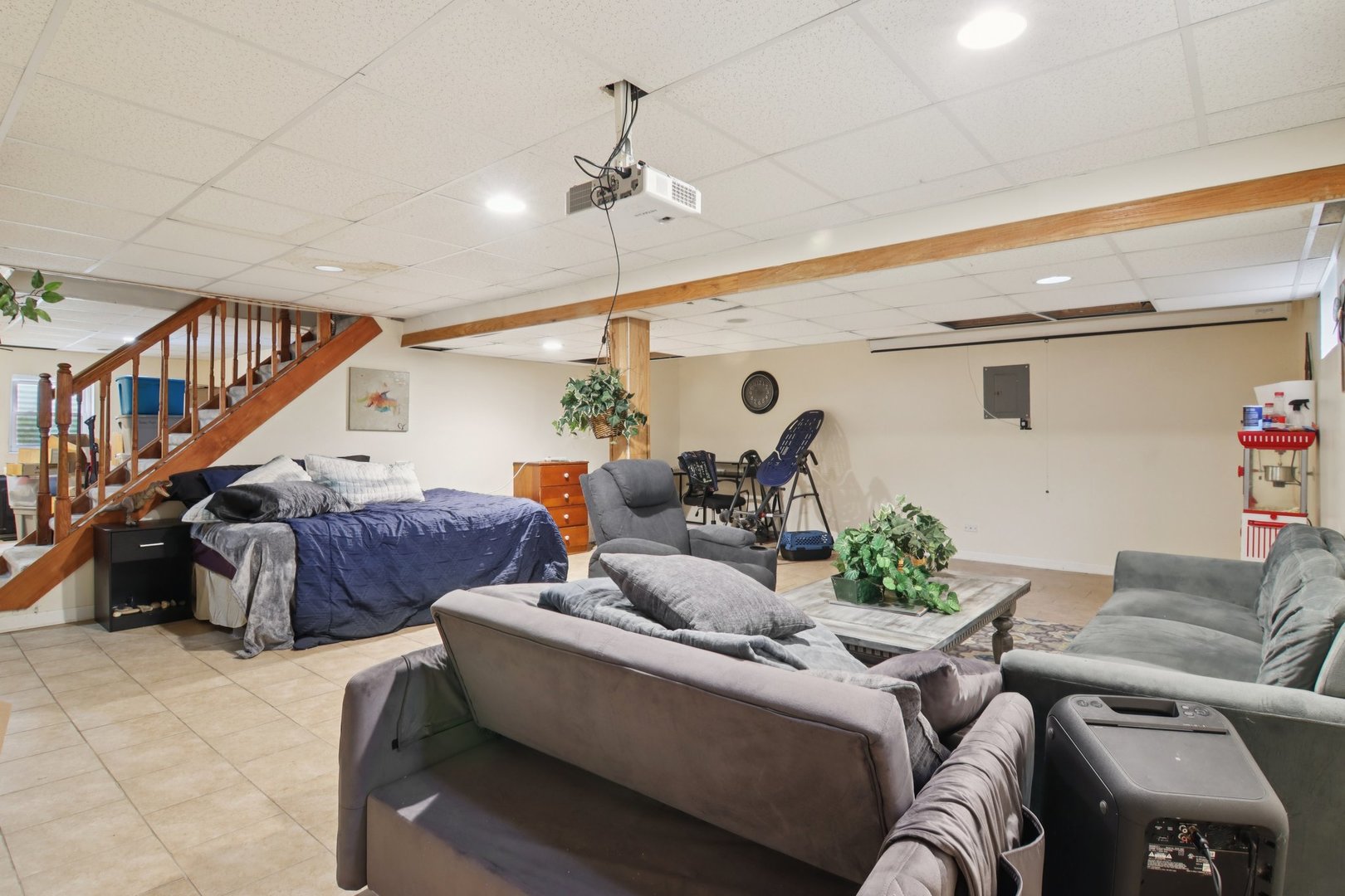 308 HOMEWOOD Drive, Bolingbrook, IL 60440