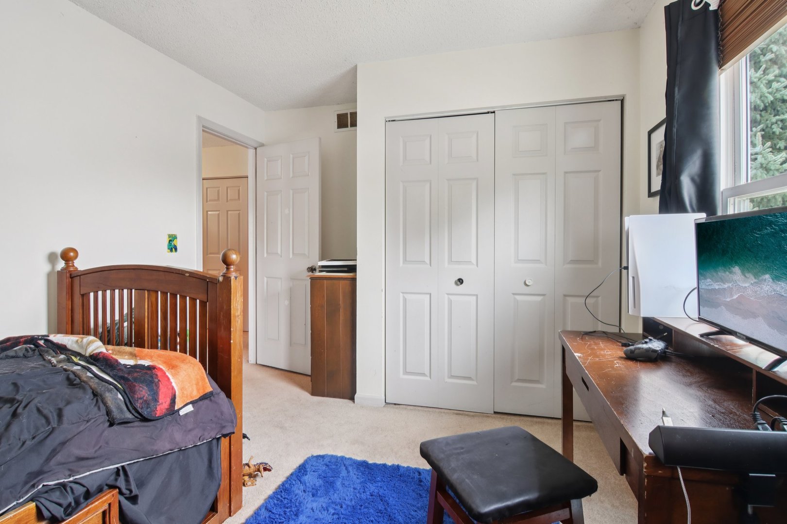 308 HOMEWOOD Drive, Bolingbrook, IL 60440