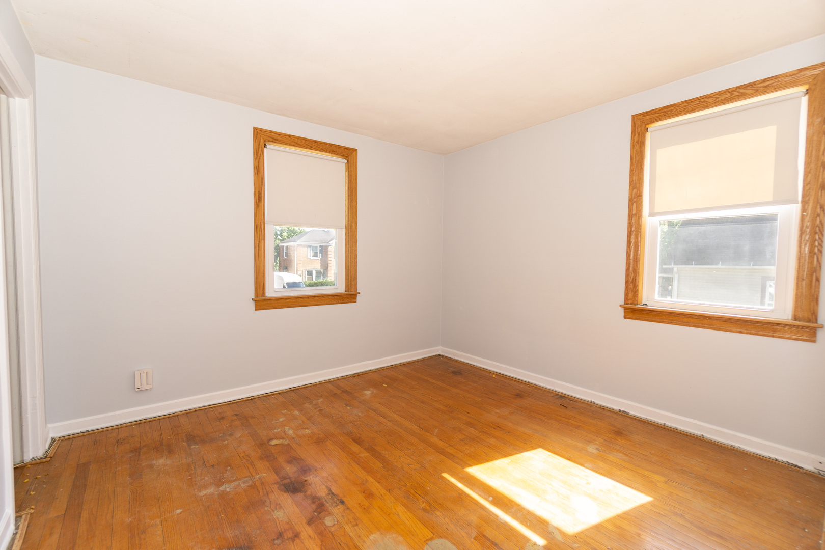 1844 Illinois Street, Des Plaines, IL 60018