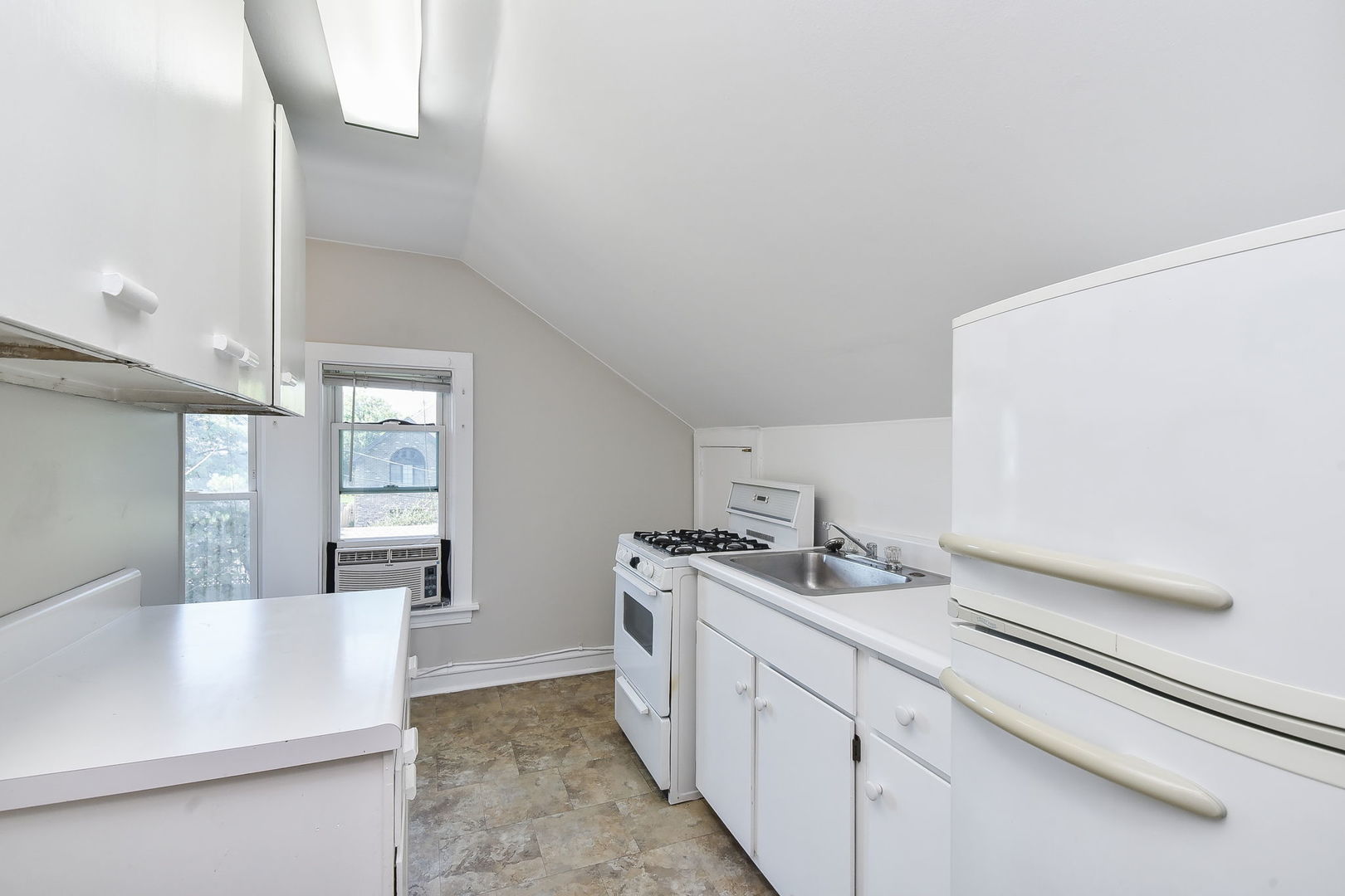 544 Arlington Avenue #2, Elmhurst, IL 60126
