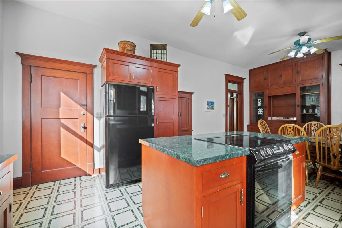 29758 N 2850 East Road, Chenoa, IL 61726