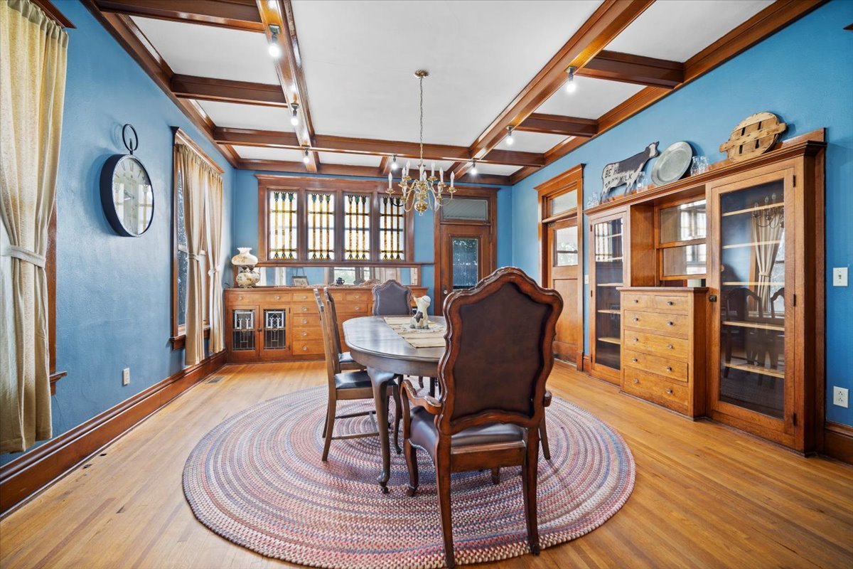 29758 N 2850 East Road, Chenoa, IL 61726