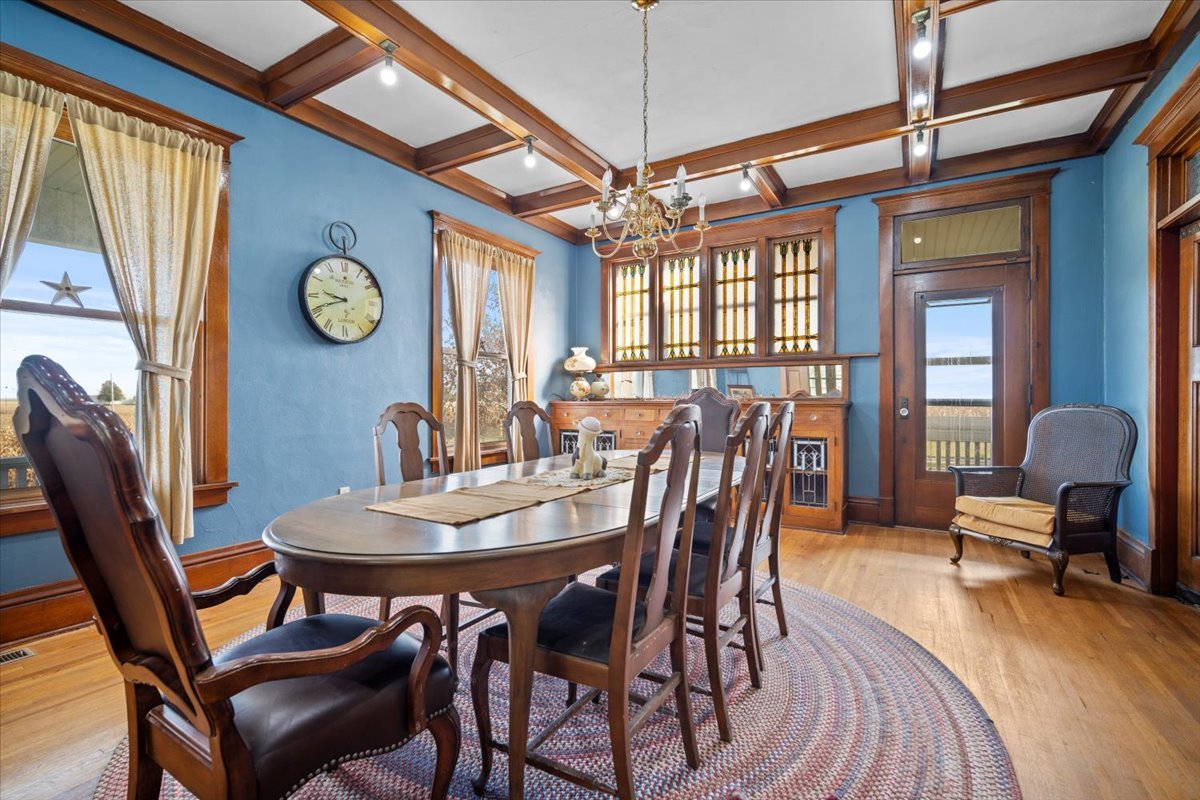 29758 N 2850 East Road, Chenoa, IL 61726