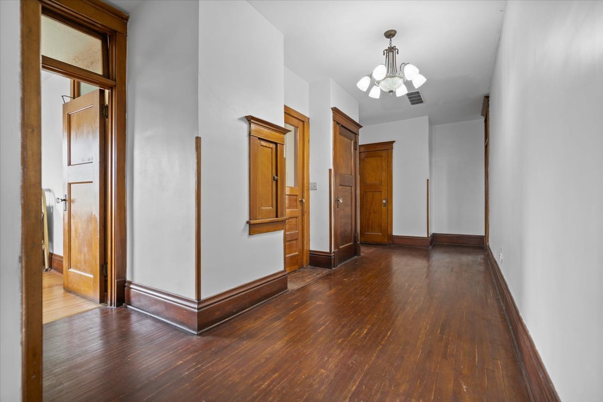 29758 N 2850 East Road, Chenoa, IL 61726