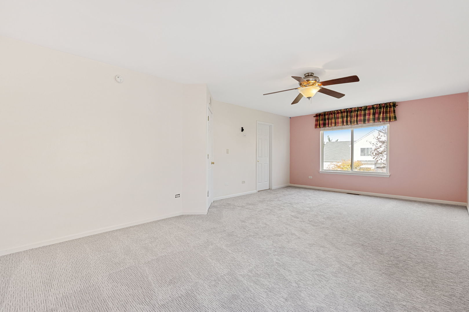 2417 Geneva Lane, Montgomery, IL 60538