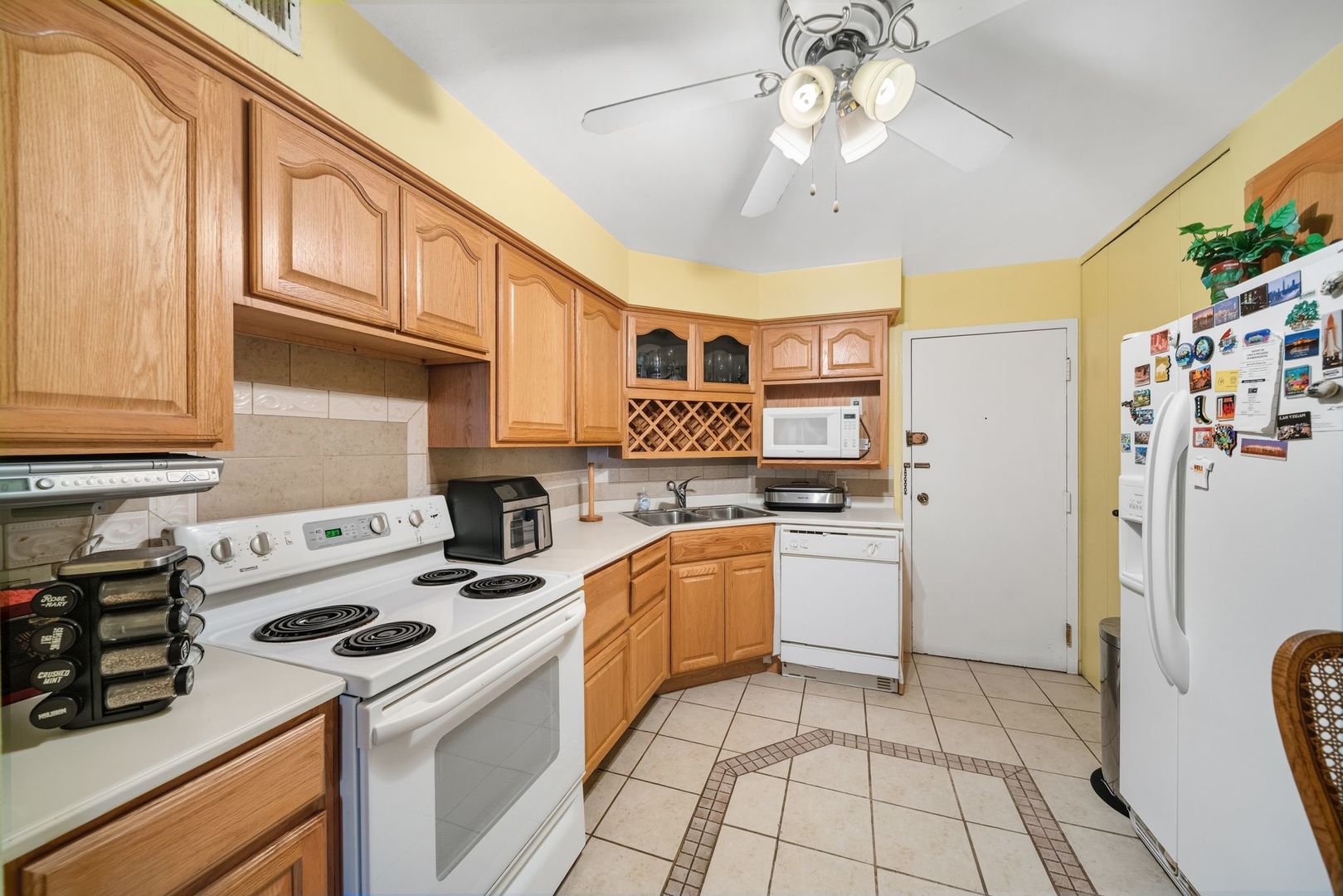 6033 N Sheridan Road #19K, Chicago, IL 60660