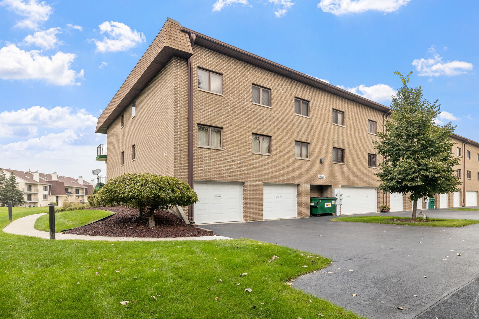 15724 Old Orchard Court #1W, Orland Park, IL 60462