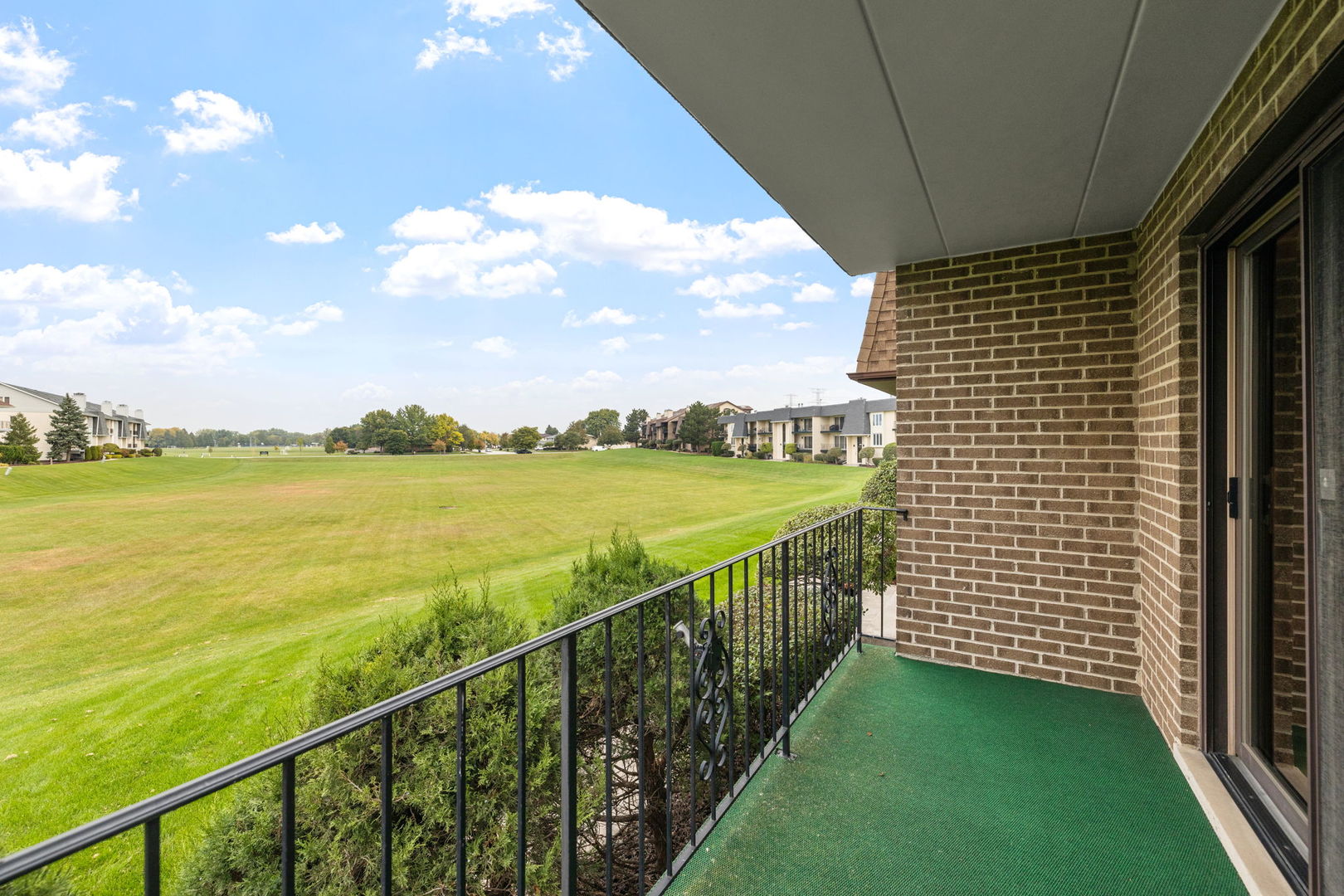 15724 Old Orchard Court #1W, Orland Park, IL 60462