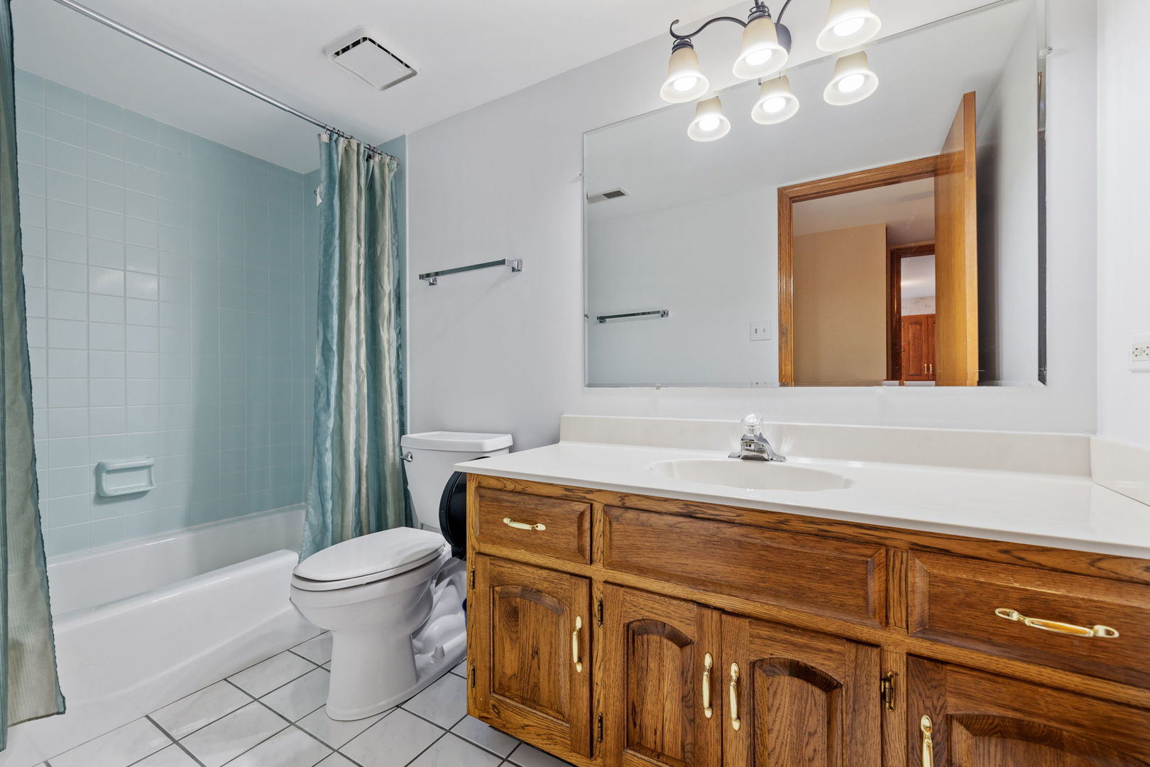 15724 Old Orchard Court #1W, Orland Park, IL 60462