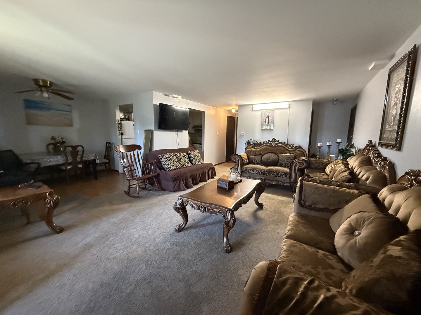 7100 99th Street #204, Chicago Ridge, IL 60415