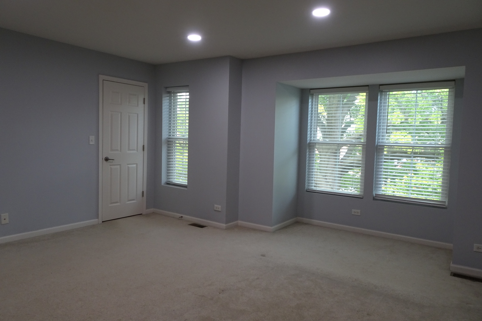 2203 S Crambourne Way, Arlington Heights, IL 60005