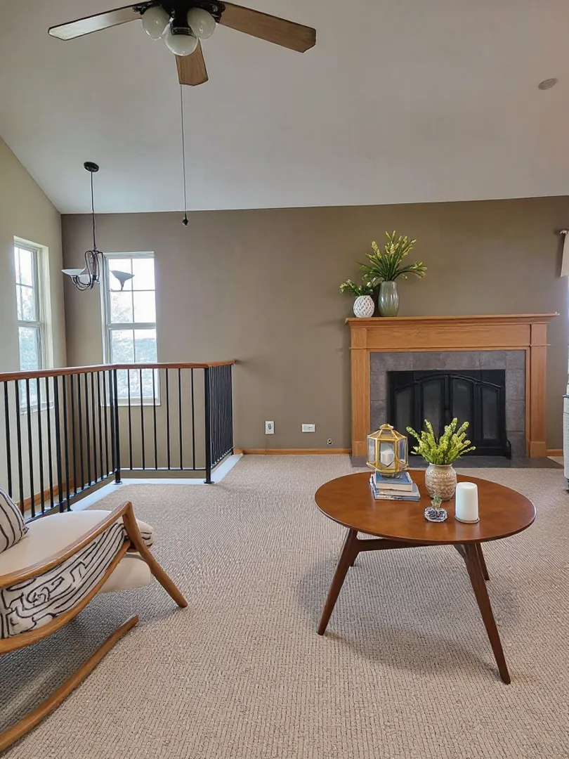 2492 Dickens Drive #2492, Aurora, IL 60503