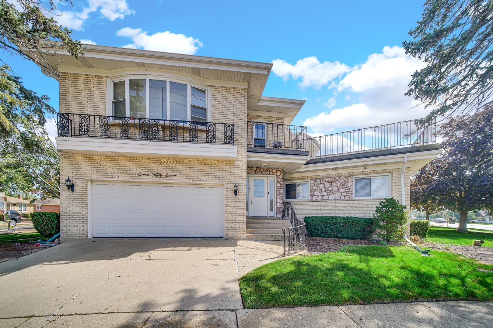 757 N Northwest Highway, Park Ridge, IL 60068