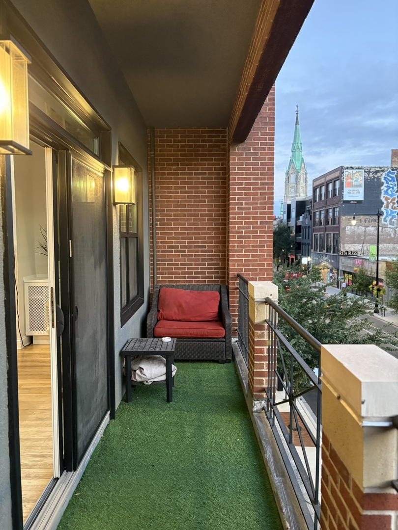 3059 N Lincoln Avenue #B, Chicago, IL 60657