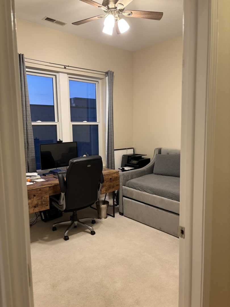 3059 N Lincoln Avenue #B, Chicago, IL 60657