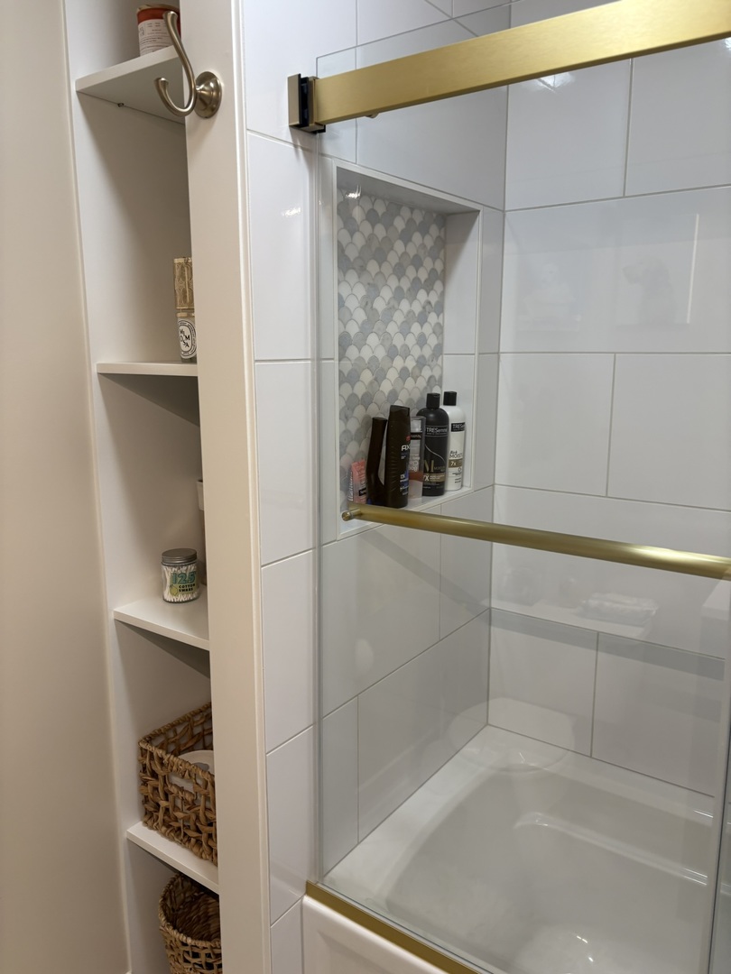 3059 N Lincoln Avenue #B, Chicago, IL 60657