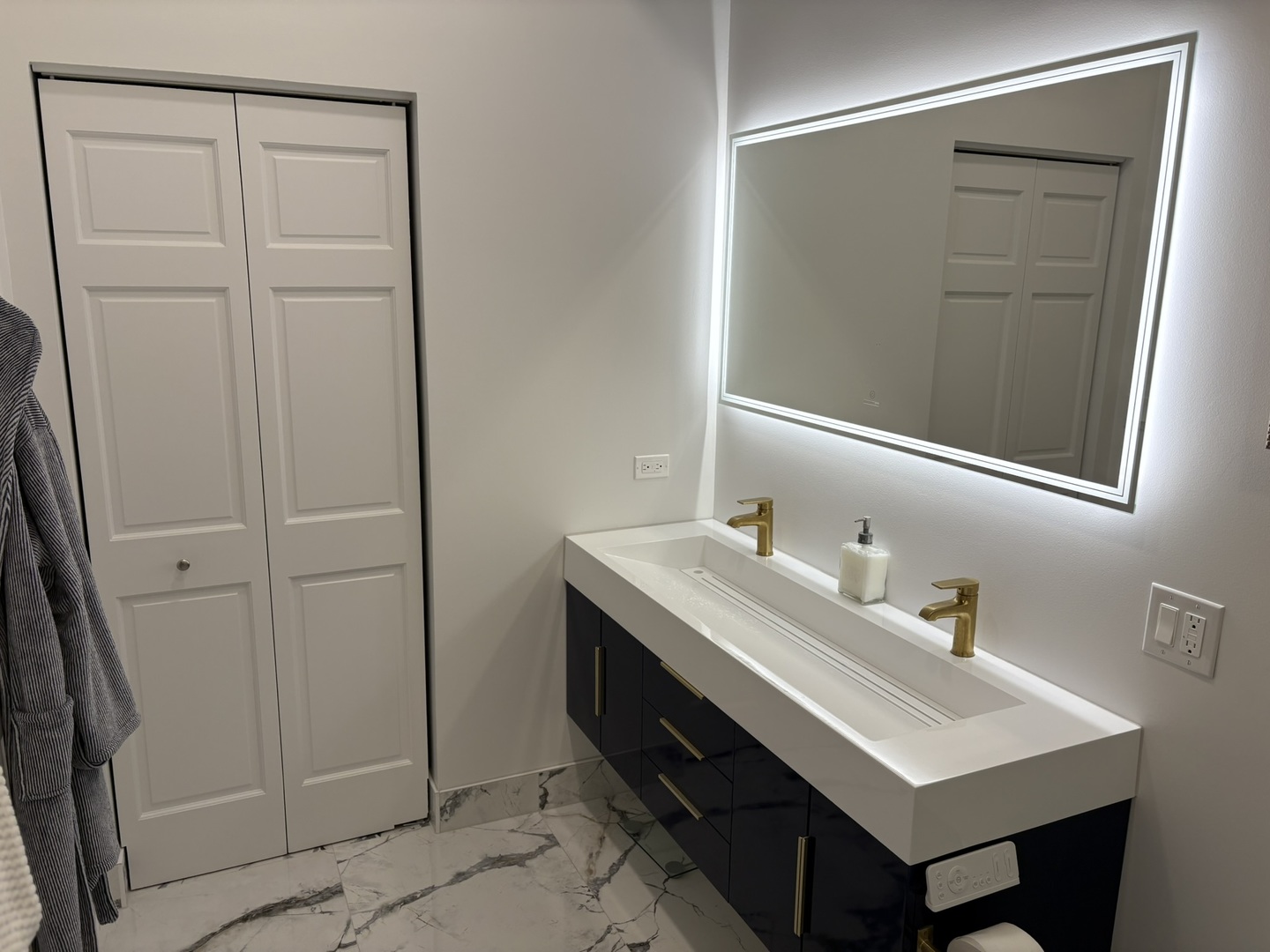 3059 N Lincoln Avenue #B, Chicago, IL 60657