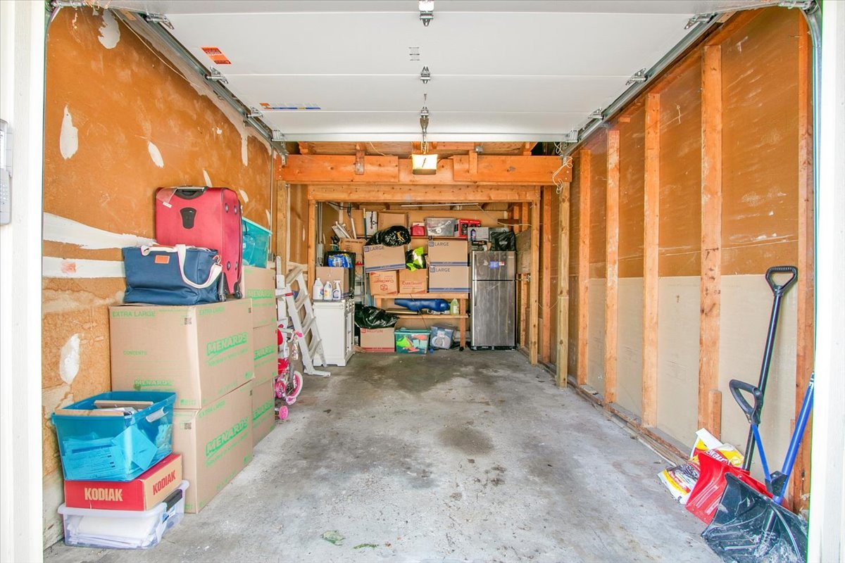 15B Fernwood Drive, Bolingbrook, IL 60440