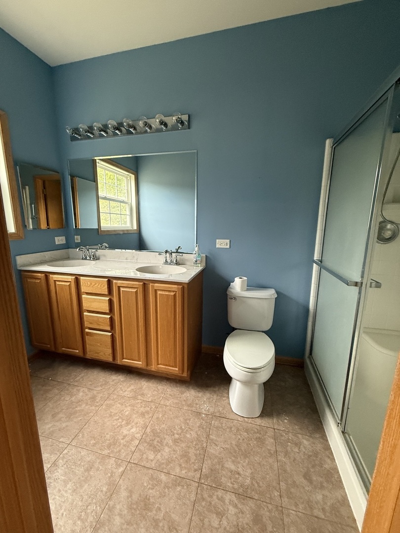 17213 Mendota Drive, Lockport, IL 60441