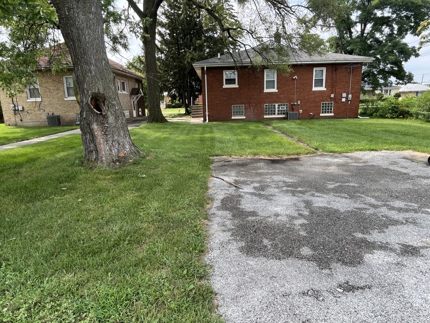 655 HIRSCH Avenue, Calumet City, IL 60409