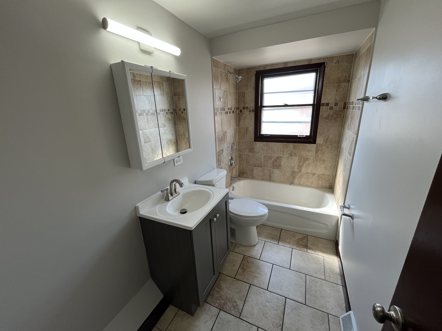 286 Calhoun Avenue, Calumet City, IL 60409