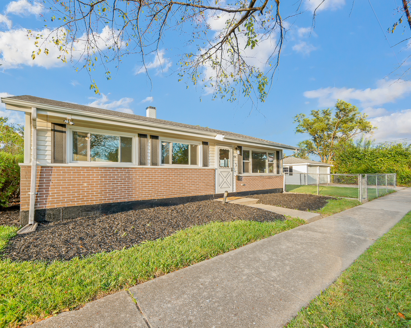 17157 Walter Street, Lansing, IL 60438