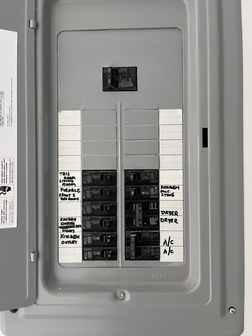 403 Burlington Avenue, Clarendon Hills, IL 60514